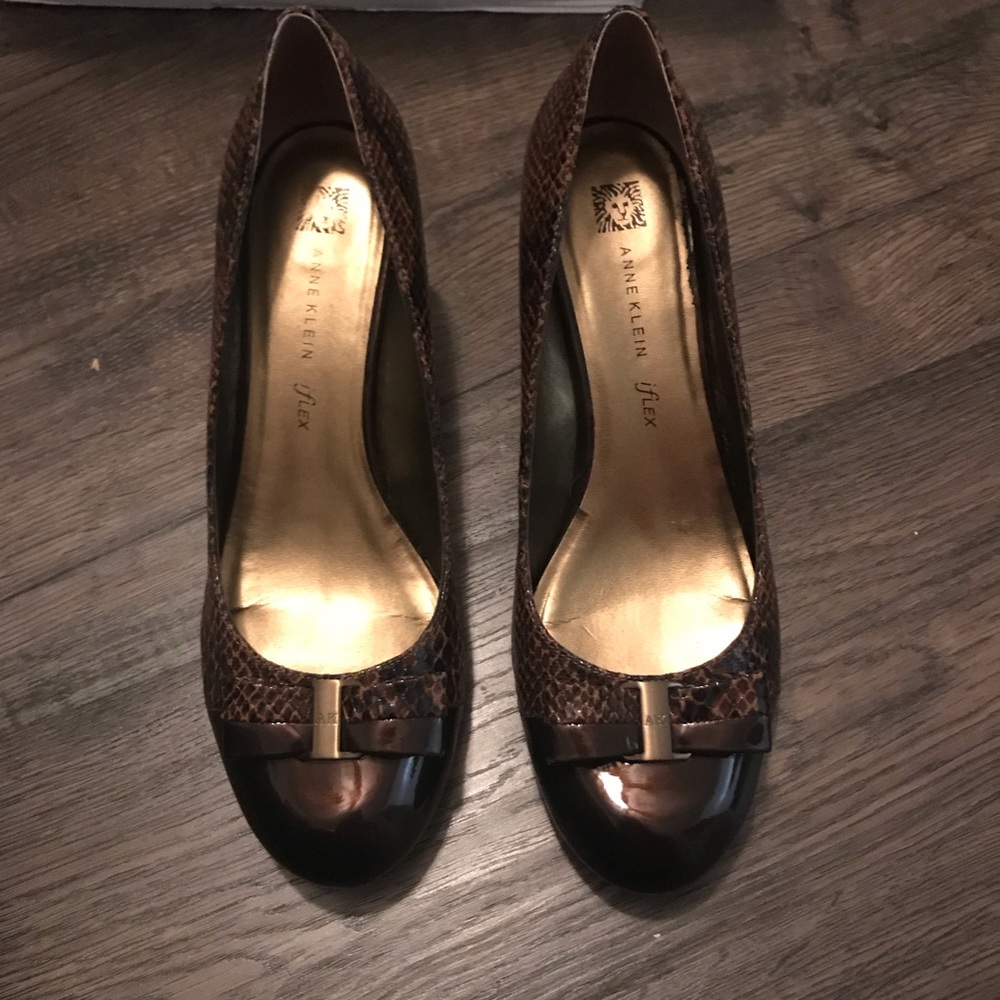 Anne Klein Snakeskin Pumps